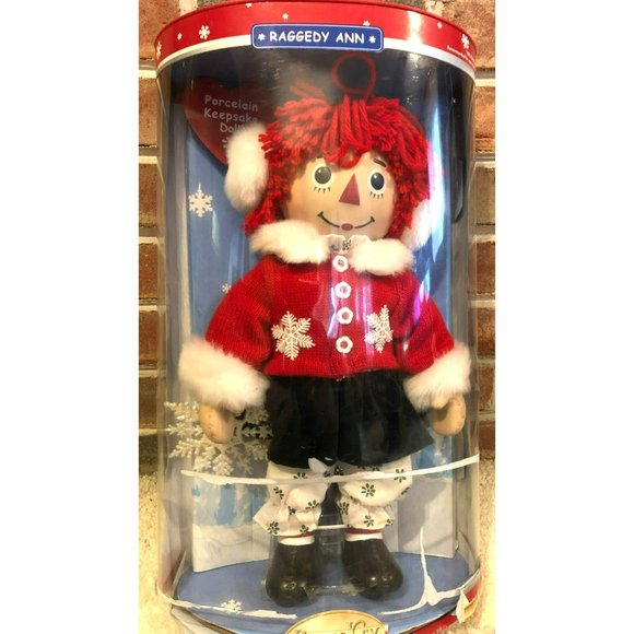 Raggedy Ann Brass Key 2004 Keepsake Doll Christmas Holiday Ann Doll w/box - Picture 1 of 8